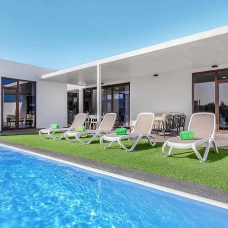 Villa Ponzos Chalet Independiente Y Privado Triquivijate Bagian luar foto