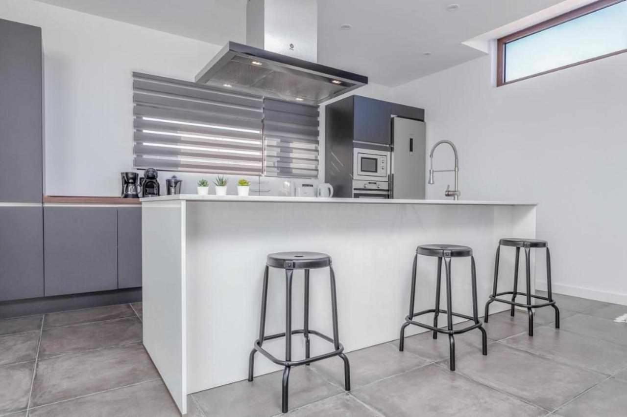 Villa Ponzos Chalet Independiente Y Privado Triquivijate Bagian luar foto