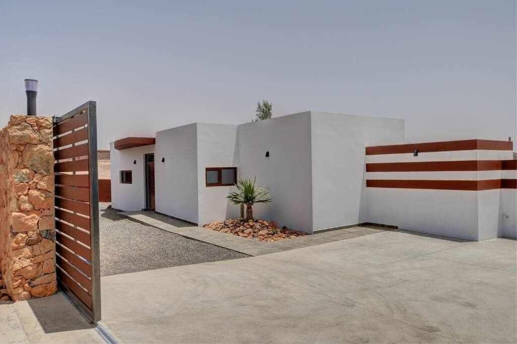Villa Ponzos Chalet Independiente Y Privado Triquivijate Bagian luar foto