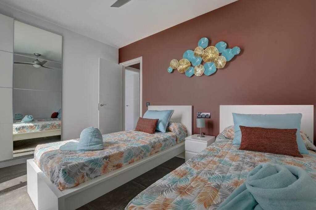 Villa Ponzos Chalet Independiente Y Privado Triquivijate Bagian luar foto